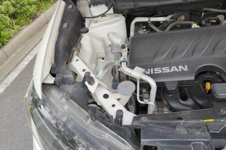 Used Nissan X-Trail 2020 2.0L XL ITS CVT 2WD SmartConnect Comfort Edition Engine Bay Right