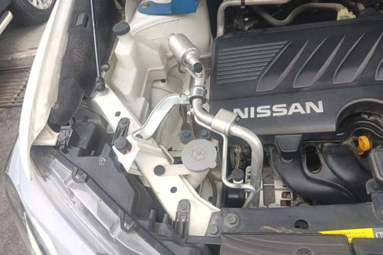 Used Nissan X-Trail 2020 2.0L XL Premium CVT 2WD SmartConnect Luxury Edition Engine Bay Right