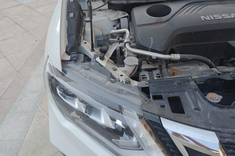 Used Nissan X-Trail 2020 2.5L XL ITS CVT 4WD Deluxe Navigation Edition Engine Bay Right