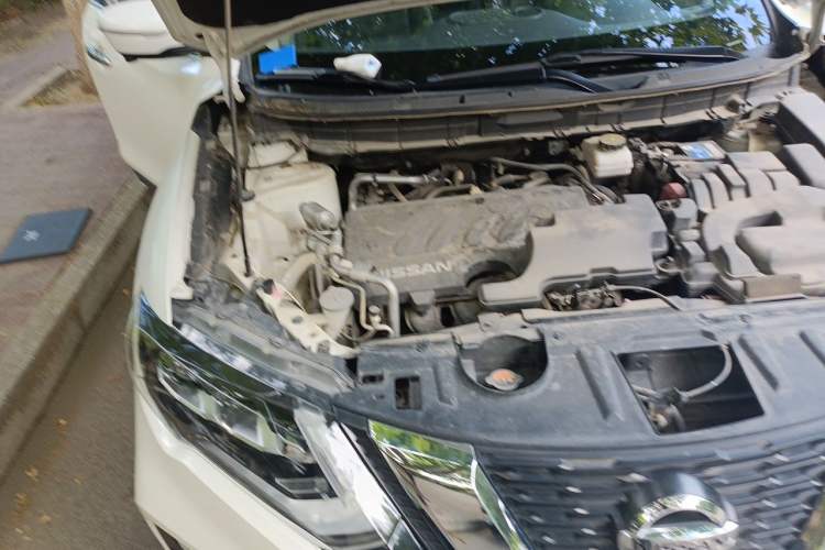 Used Nissan X-Trail 2020 2.0L XL ITS CVT 2WD SmartConnect Comfort Edition Engine Bay Right