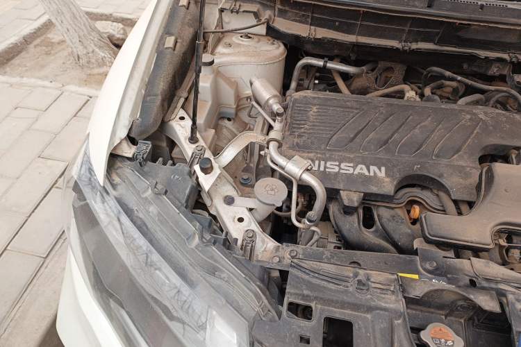 Used Nissan X-Trail 2020 2.0L XL ITS CVT 2WD SmartConnect Comfort Edition Engine Bay Right