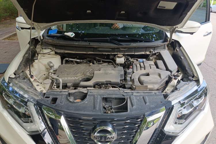 Used Nissan X-Trail 2020 2.0L XL ITS CVT 2WD SmartConnect Comfort Edition Engine Bay