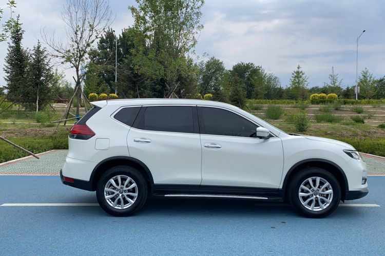 Used Nissan X-Trail 2020 2.0L XL ITS CVT 2WD SmartConnect Comfort Edition Exterior 2