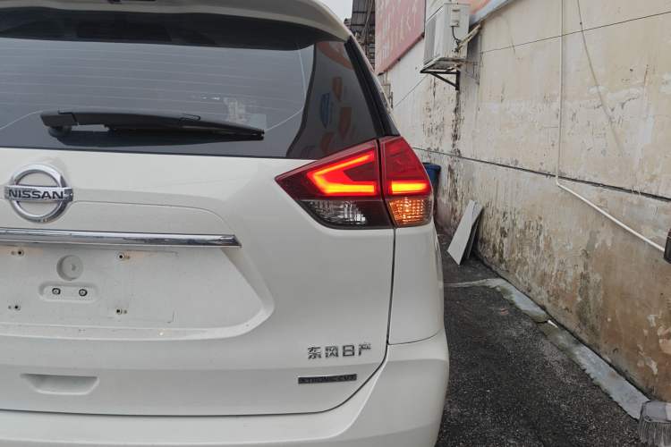 Used Nissan X-Trail 2020 2.0L XL Premium CVT 2WD SmartConnect Luxury Edition Exterior 3