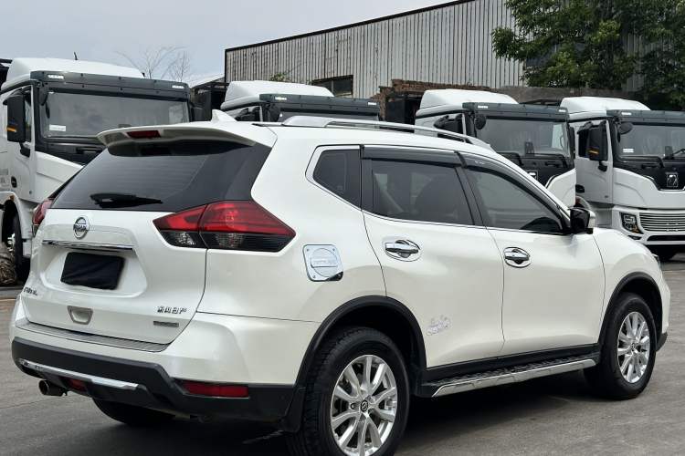 Used Nissan X-Trail 2020 2.0L XL ITS CVT 2WD SmartConnect Comfort Edition Exterior 4