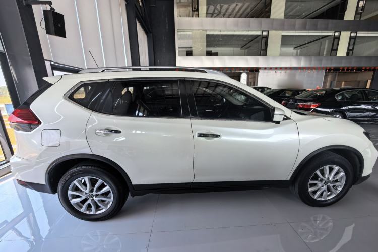 Used Nissan X-Trail 2020 2.0L XL Premium CVT 2WD SmartConnect Luxury Edition Exterior 5