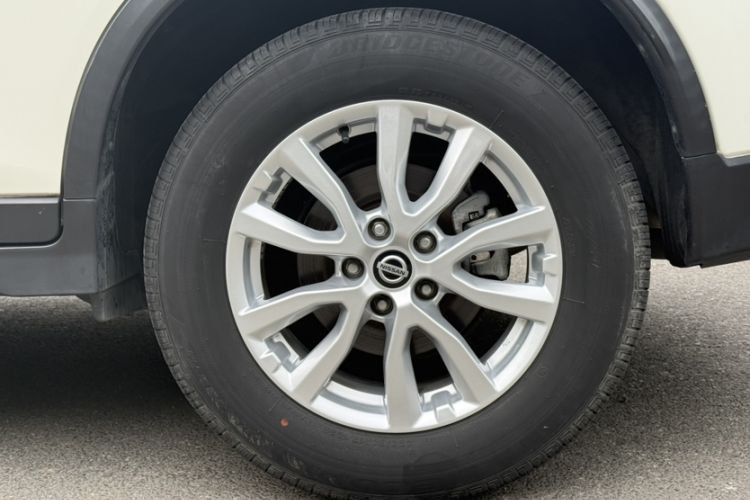 Used Nissan X-Trail 2020 2.0L XL ITS CVT 2WD SmartConnect Comfort Edition Exterior 6