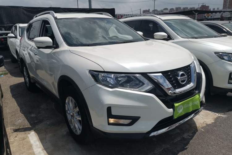 Used Nissan X-Trail 2020 2.0L XL ITS CVT 2WD SmartConnect Comfort Edition Front Right 45 Deg