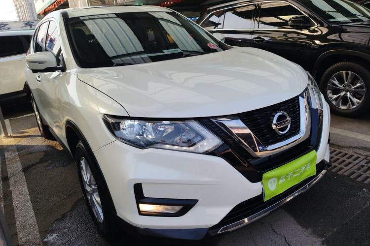 Used Nissan X-Trail 2020 2.0L XL ITS CVT 2WD SmartConnect Comfort Edition Front Right 45 Deg