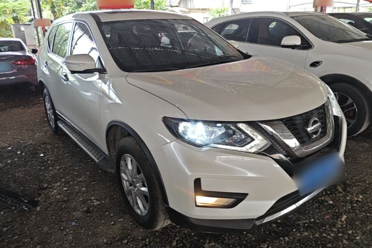 Used Nissan X-Trail 2020 2.0L XL ITS CVT 2WD SmartConnect Comfort Edition Front Right 45 Deg