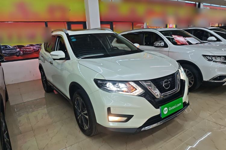 Used Nissan X-Trail 2020 2.5L XL ITS CVT 4WD Deluxe Navigation Edition Front Right 45 Deg