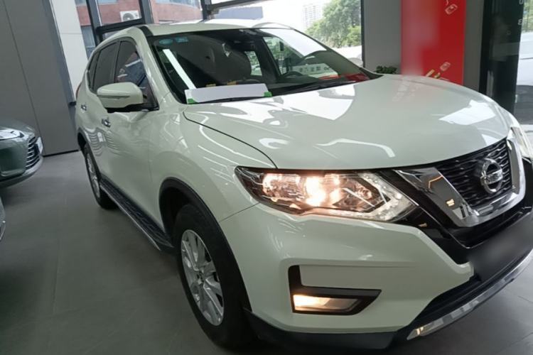 Used Nissan X-Trail 2020 2.0L XL ITS CVT 2WD SmartConnect Comfort Edition Front Right 45 Deg
