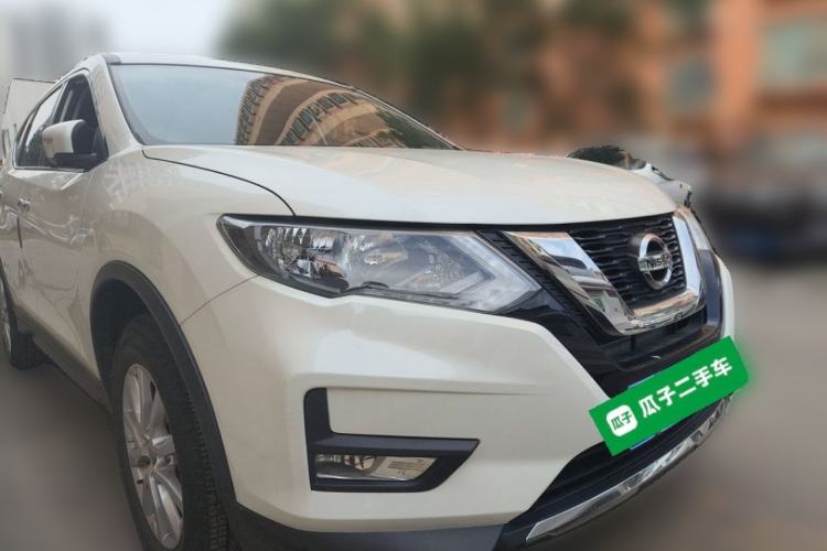 Used Nissan X-Trail 2020 2.0L XL ITS CVT 2WD SmartConnect Comfort Edition Front Right 45 Deg