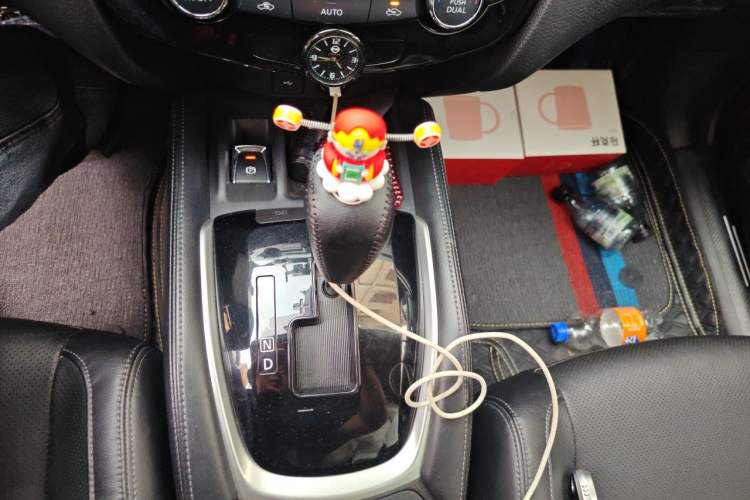 Used Nissan X-Trail 2020 2.0L XL ITS CVT 2WD SmartConnect Comfort Edition Gear Lever
