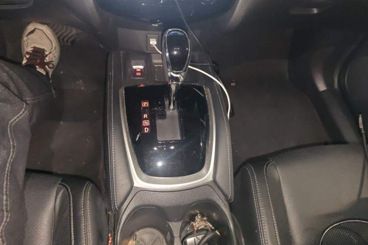 Used Nissan X-Trail 2020 2.0L XL Premium CVT 2WD SmartConnect Luxury Edition Gear Lever
