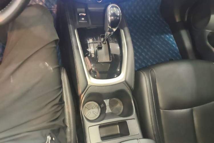 Used Nissan X-Trail 2020 2.0L XL ITS CVT 2WD SmartConnect Comfort Edition Gear Lever