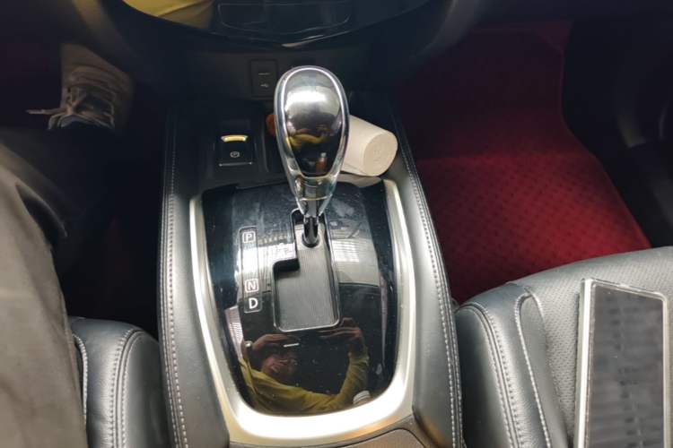Used Nissan X-Trail 2020 2.0L XL Premium CVT 2WD SmartConnect Luxury Edition Gear Lever