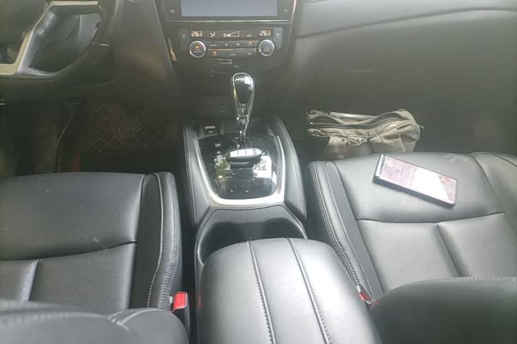 Used Nissan X-Trail 2020 2.0L XL ITS CVT 2WD SmartConnect Comfort Edition Gear Lever