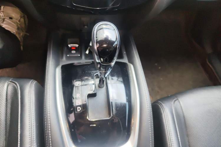 Used Nissan X-Trail 2020 2.0L XL ITS CVT 2WD SmartConnect Comfort Edition Gear Lever