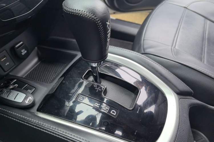 Used Nissan X-Trail 2020 2.5L XL ITS CVT 4WD Deluxe Navigation Edition Gear Lever