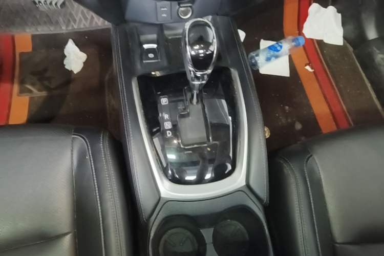 Used Nissan X-Trail 2020 2.0L XL ITS CVT 2WD SmartConnect Comfort Edition Gear Lever