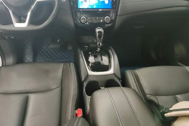 Used Nissan X-Trail 2020 2.0L XL ITS CVT 2WD SmartConnect Comfort Edition Gear Lever