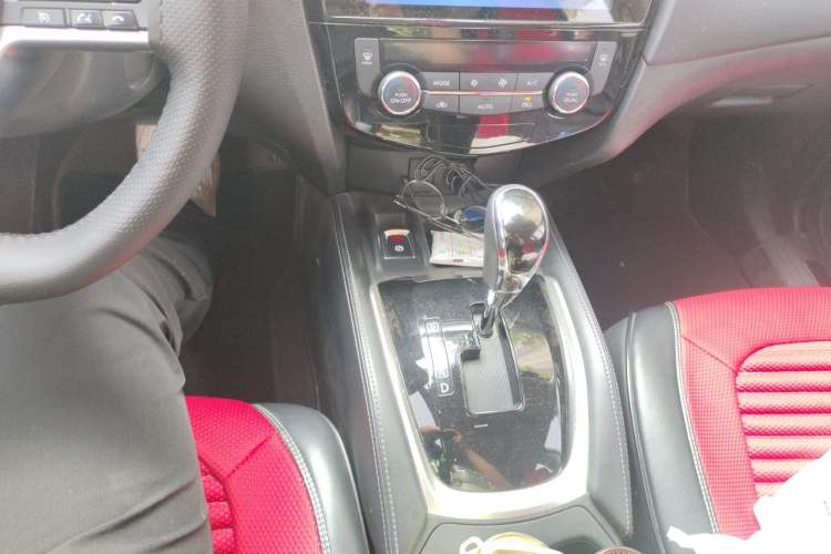 Used Nissan X-Trail 2020 2.0L XL ITS CVT 2WD SmartConnect Comfort Edition Gear Lever