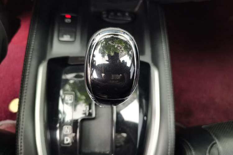 Used Nissan X-Trail 2020 2.5L XL ITS CVT 4WD Deluxe Navigation Edition Gear Lever