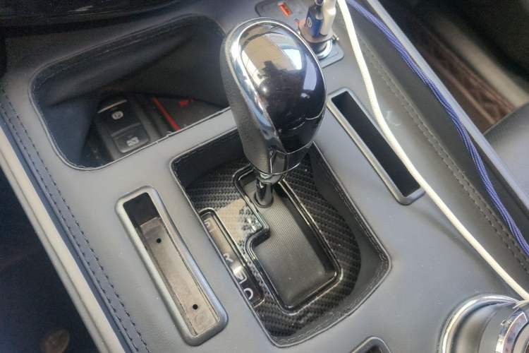 Used Nissan X-Trail 2020 2.5L XL ITS CVT 4WD Deluxe Navigation Edition Gear Lever