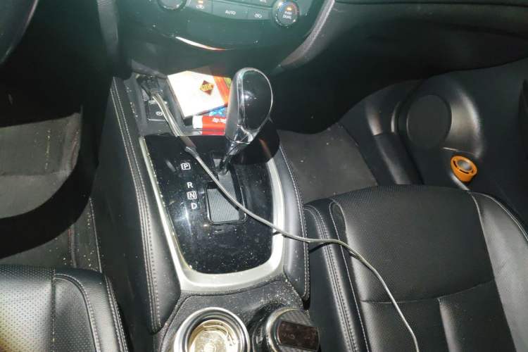 Used Nissan X-Trail 2020 2.0L XL ITS CVT 2WD SmartConnect Comfort Edition Gear Lever