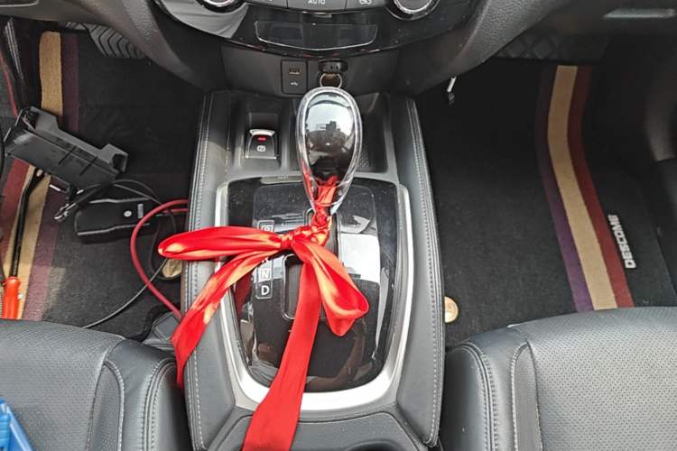 Used Nissan X-Trail 2020 2.0L XL Premium CVT 2WD SmartConnect Luxury Edition Gear Lever