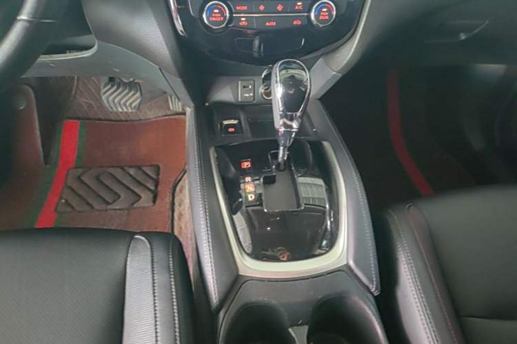 Used Nissan X-Trail 2020 2.0L XL ITS CVT 2WD SmartConnect Comfort Edition Gear Lever