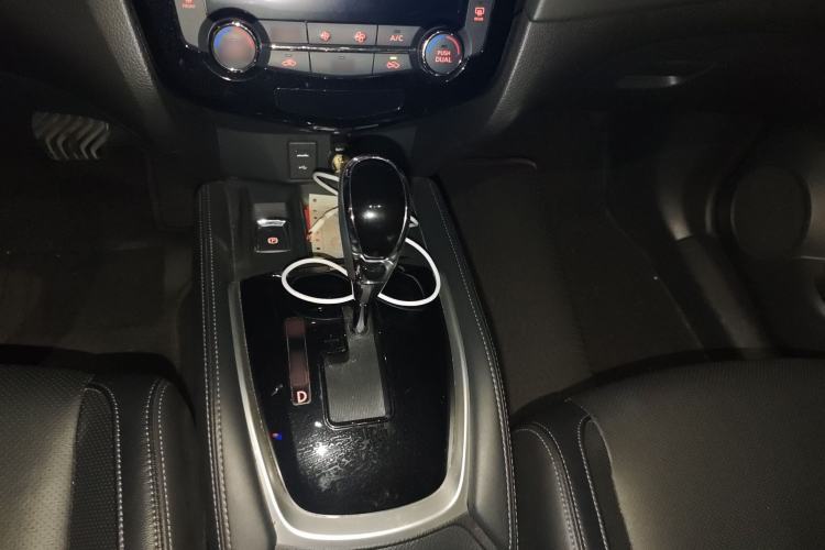 Used Nissan X-Trail 2020 2.0L XL Premium CVT 2WD SmartConnect Luxury Edition Gear Lever