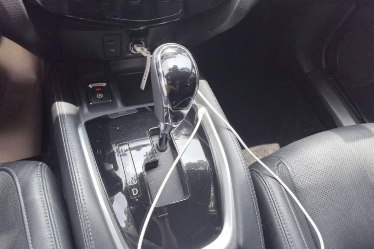 Used Nissan X-Trail 2020 2.0L XL ITS CVT 2WD SmartConnect Comfort Edition Gear Lever