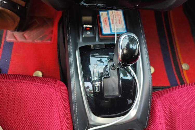 Used Nissan X-Trail 2020 2.0L XL ITS CVT 2WD SmartConnect Comfort Edition Gear Lever