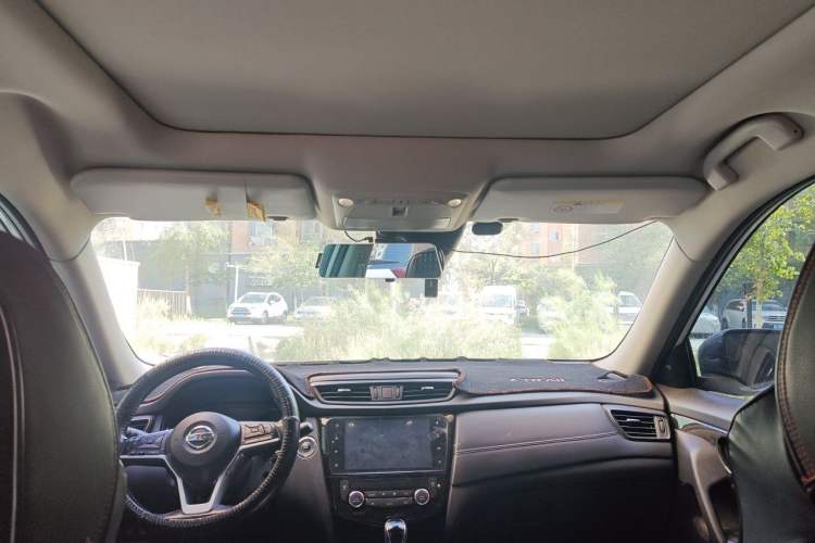 Used Nissan X-Trail 2020 2.5L XL ITS CVT 4WD Deluxe Navigation Edition Headliner