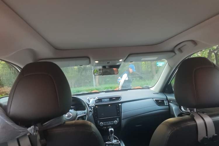 Used Nissan X-Trail 2020 2.0L XL Premium CVT 2WD SmartConnect Luxury Edition Headliner