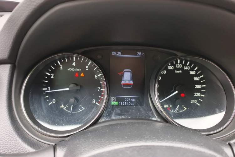 Used Nissan X-Trail 2020 2.0L XL ITS 3-Row CVT 2WD SmartConnect 7-Seater Comfort Edition Instrument Cluster