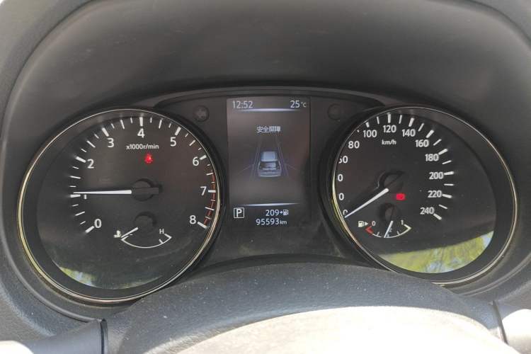 Used Nissan X-Trail 2020 2.0L XL Premium CVT 2WD SmartConnect Luxury Edition Instrument Cluster