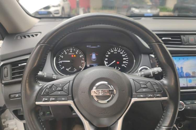 Used Nissan X-Trail 2020 2.0L XL Premium CVT 2WD SmartConnect Luxury Edition Instrument Cluster