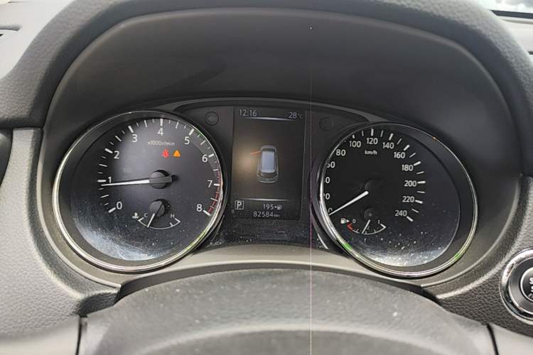 Used Nissan X-Trail 2020 2.0L XL Premium CVT 2WD SmartConnect Luxury Edition Instrument Cluster