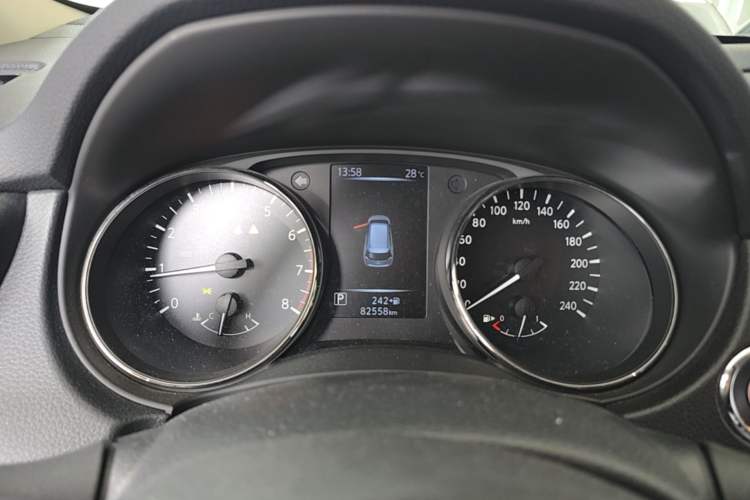 Used Nissan X-Trail 2020 2.0L XL Premium CVT 2WD SmartConnect Luxury Edition Instrument Cluster