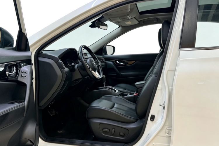 Used Nissan X-Trail 2020 2.0L XL ITS CVT 2WD SmartConnect Comfort Edition Interior 1