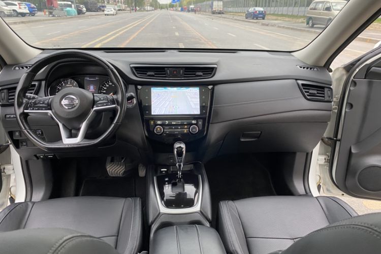 Used Nissan X-Trail 2020 2.0L XL ITS CVT 2WD SmartConnect Comfort Edition Interior 2