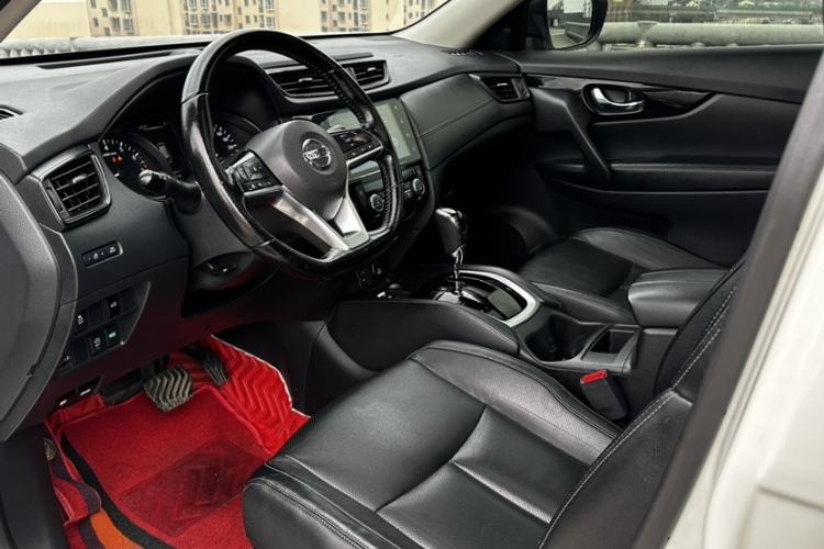 Used Nissan X-Trail 2020 2.0L XL ITS CVT 2WD SmartConnect Comfort Edition Interior 2