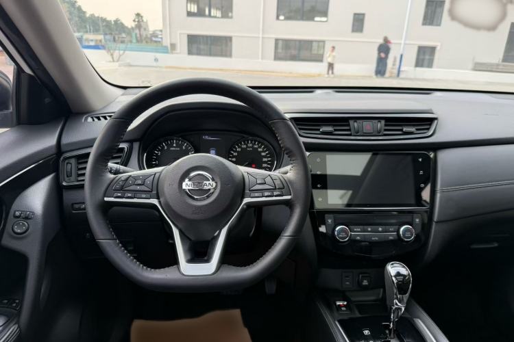 Used Nissan X-Trail 2020 2.0L XL Premium CVT 2WD SmartConnect Luxury Edition Interior 2