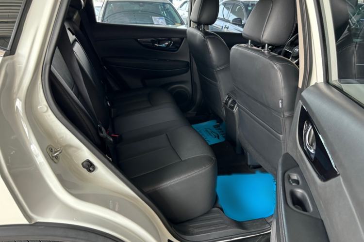 Used Nissan X-Trail 2020 2.0L XL ITS CVT 2WD SmartConnect Comfort Edition Interior 3