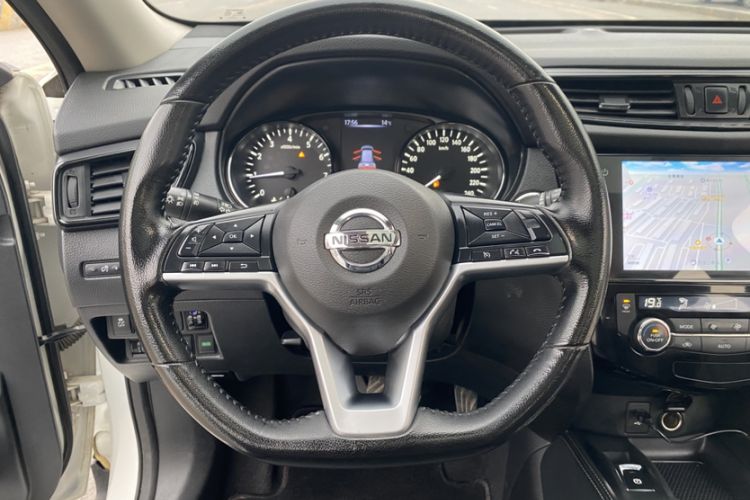 Used Nissan X-Trail 2020 2.0L XL ITS CVT 2WD SmartConnect Comfort Edition Interior 3