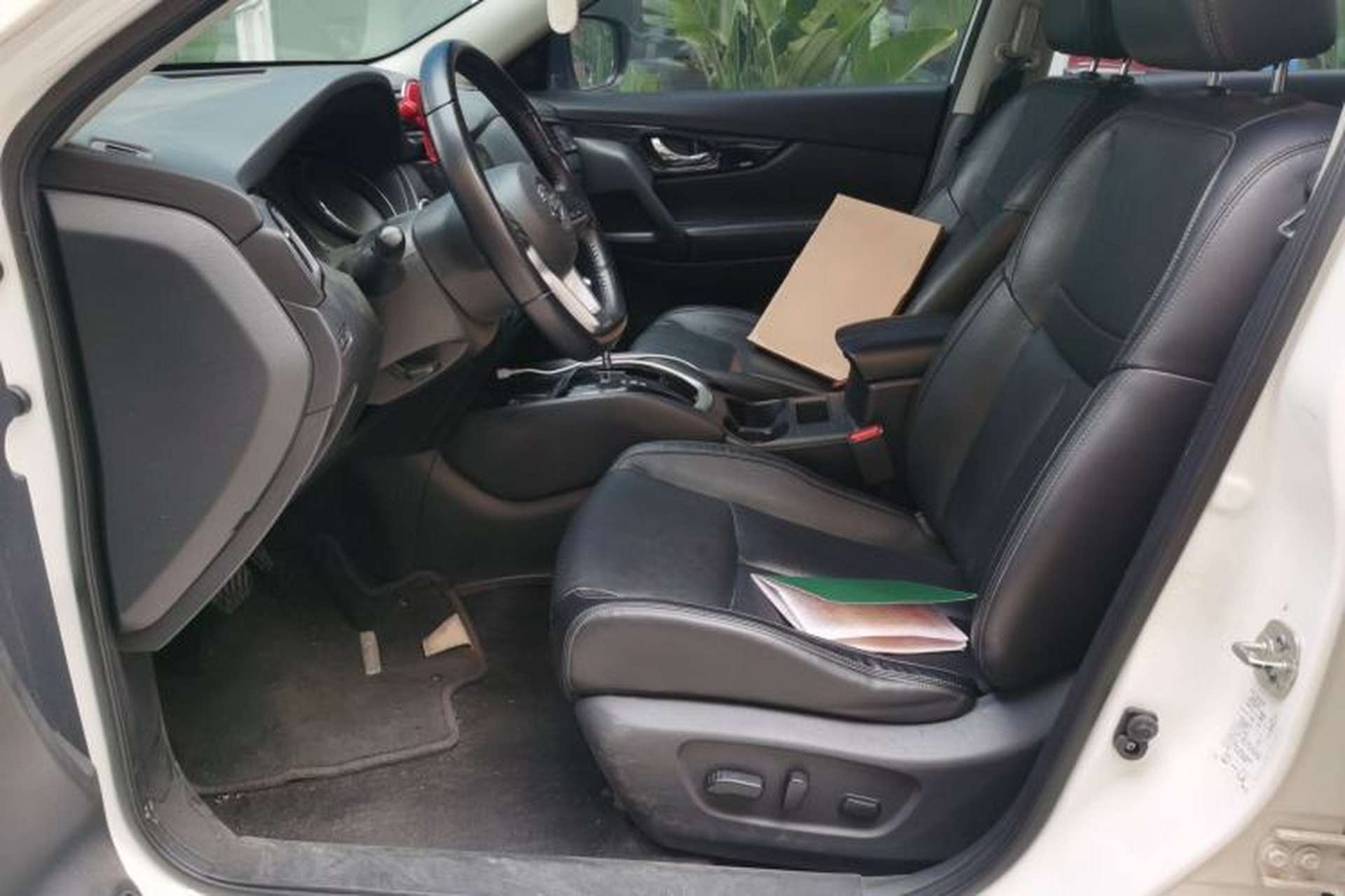 Used Nissan X-Trail 2020 2.0L XL ITS CVT 2WD SmartConnect Comfort Edition Interior 3