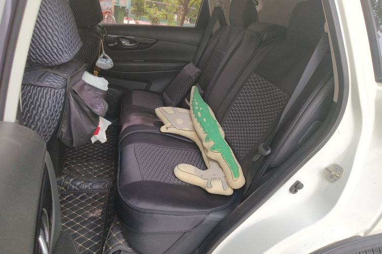 Used Nissan X-Trail 2020 2.0L XL ITS CVT 2WD SmartConnect Comfort Edition Interior 4